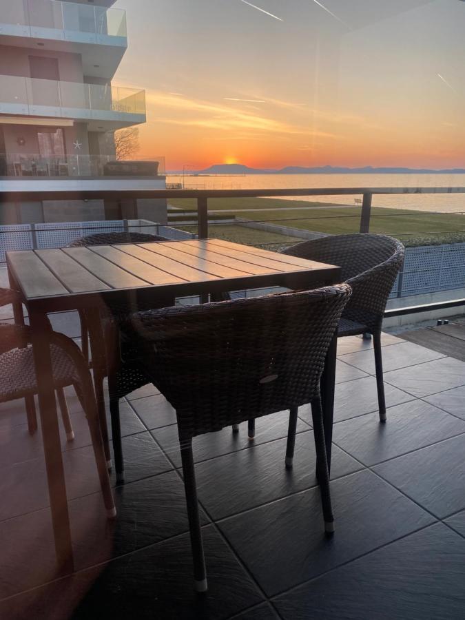 Hullam Apartman Balatonlelle Buitenkant foto