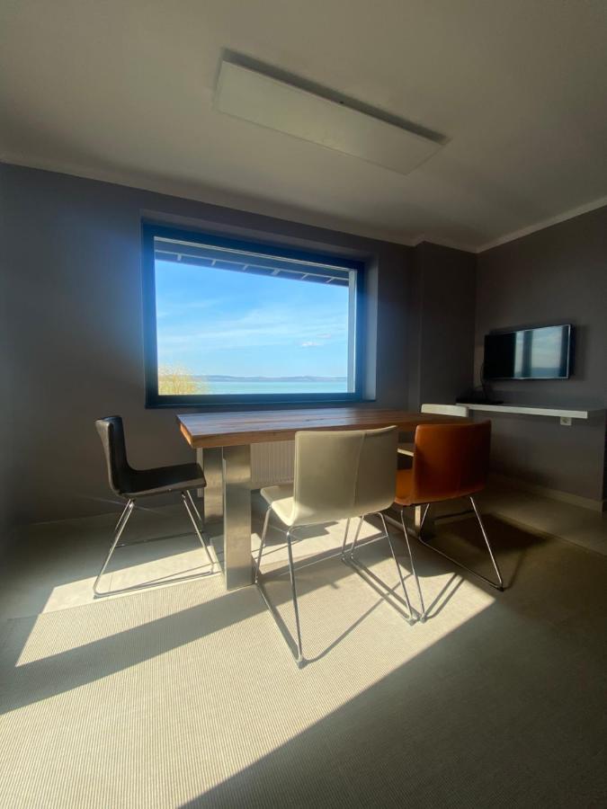 Hullam Apartman Balatonlelle Buitenkant foto