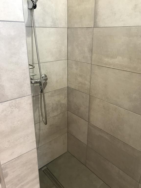 Hullam Apartman Balatonlelle Buitenkant foto
